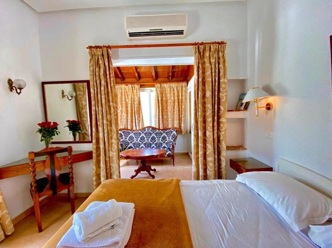 Plaza Corniche Hotel ลาร์มาร์ซา ภายนอก รูปภาพ